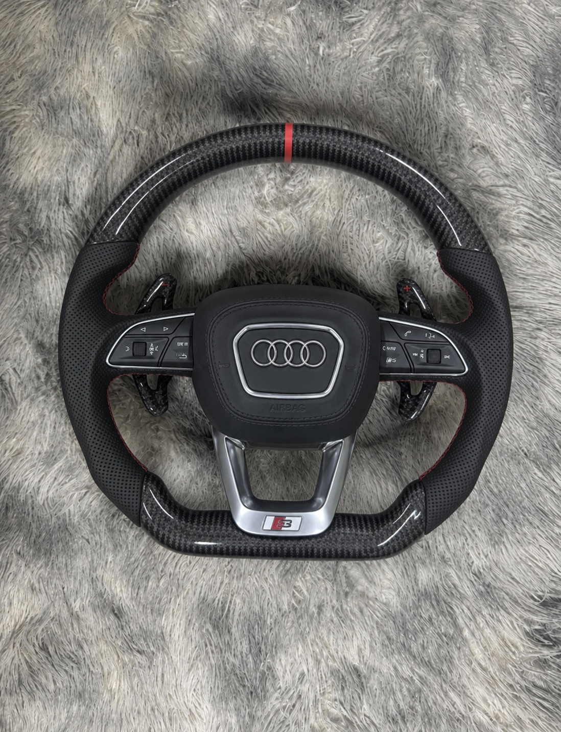 Volante AUDI Carbono y Cuero Microperforado
