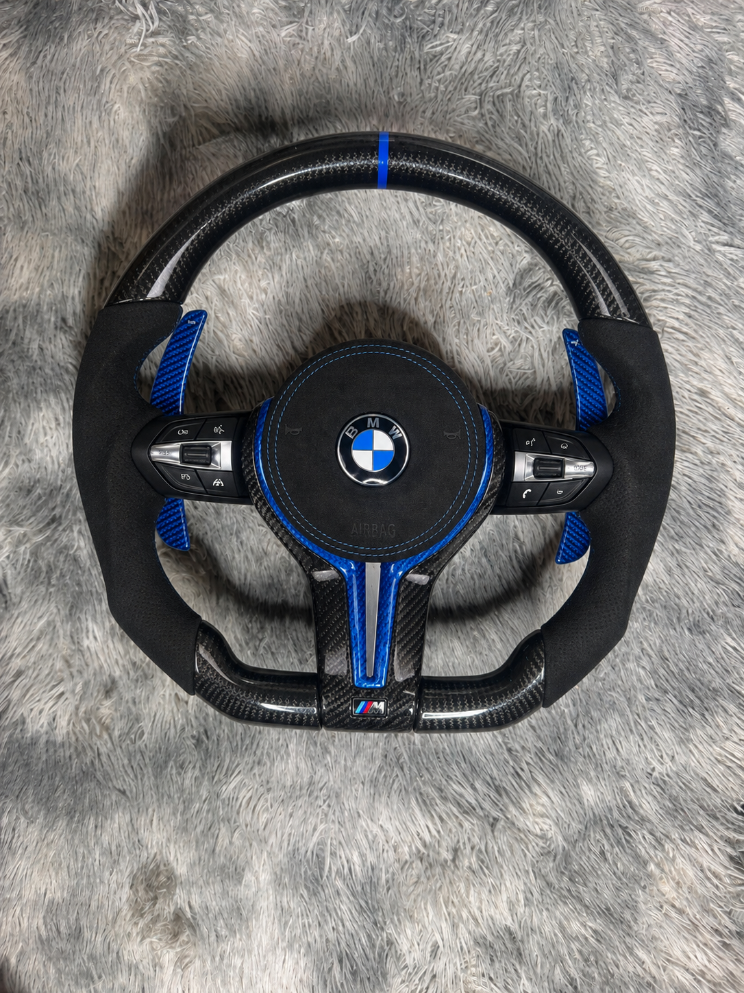 Volante BMW Fibra de Carbono y Alcantara
