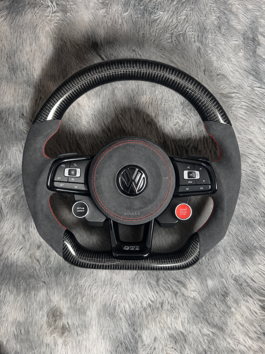 Volante GOLF Carbono y Alcantara Con Botonera de Arranque
