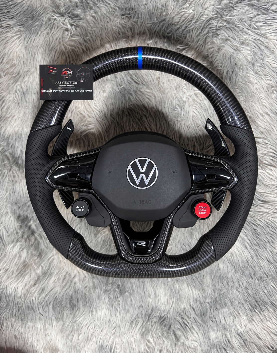 Volante GOLF 8 Fibra Carbono Con botonera de arranque